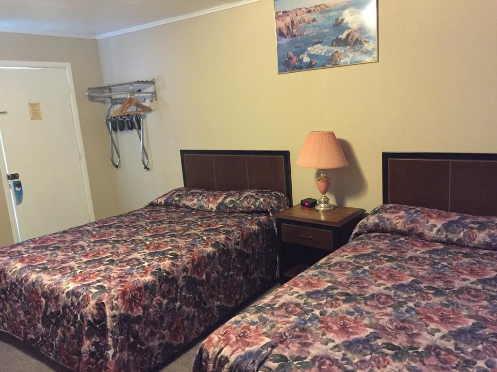 Shamrock Motel Midland Kültér fotó