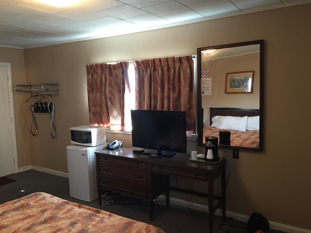 Shamrock Motel Midland Kültér fotó