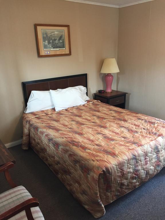 Shamrock Motel Midland Kültér fotó