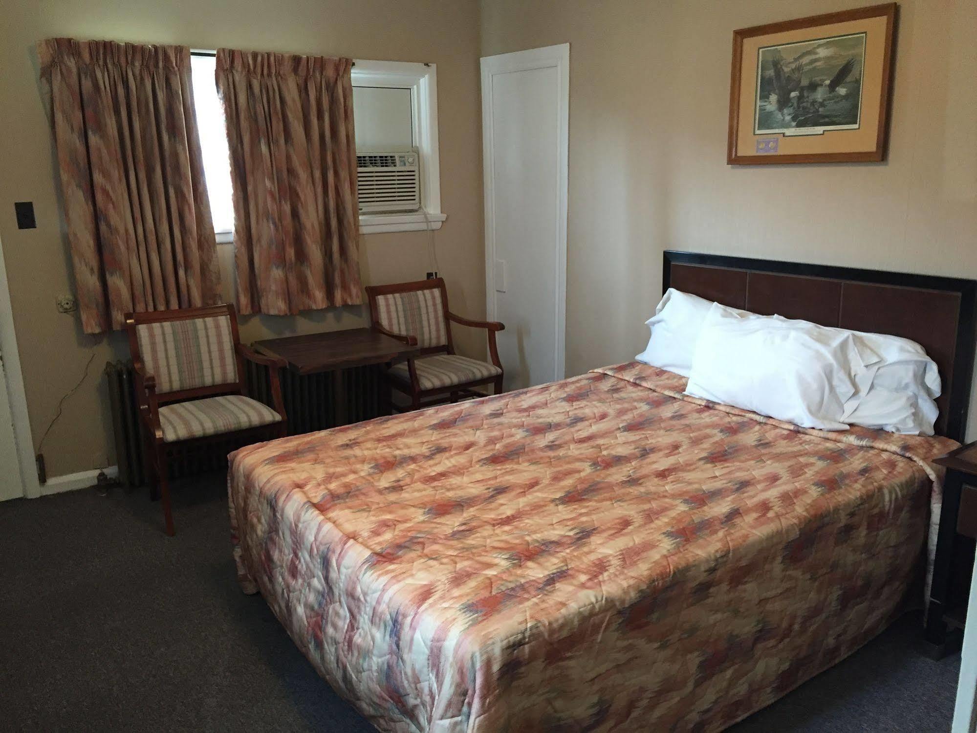 Shamrock Motel Midland Kültér fotó